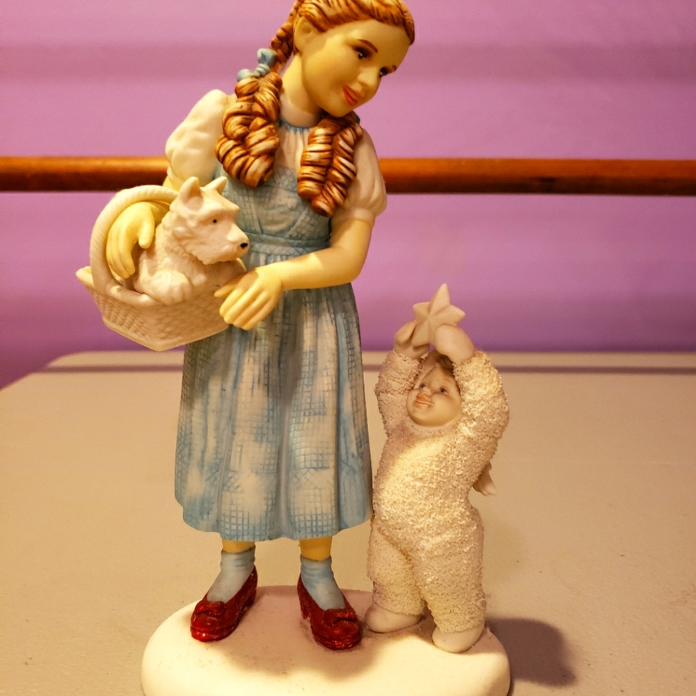 Snowbabies Dorothy Wizard of Oz Figurine